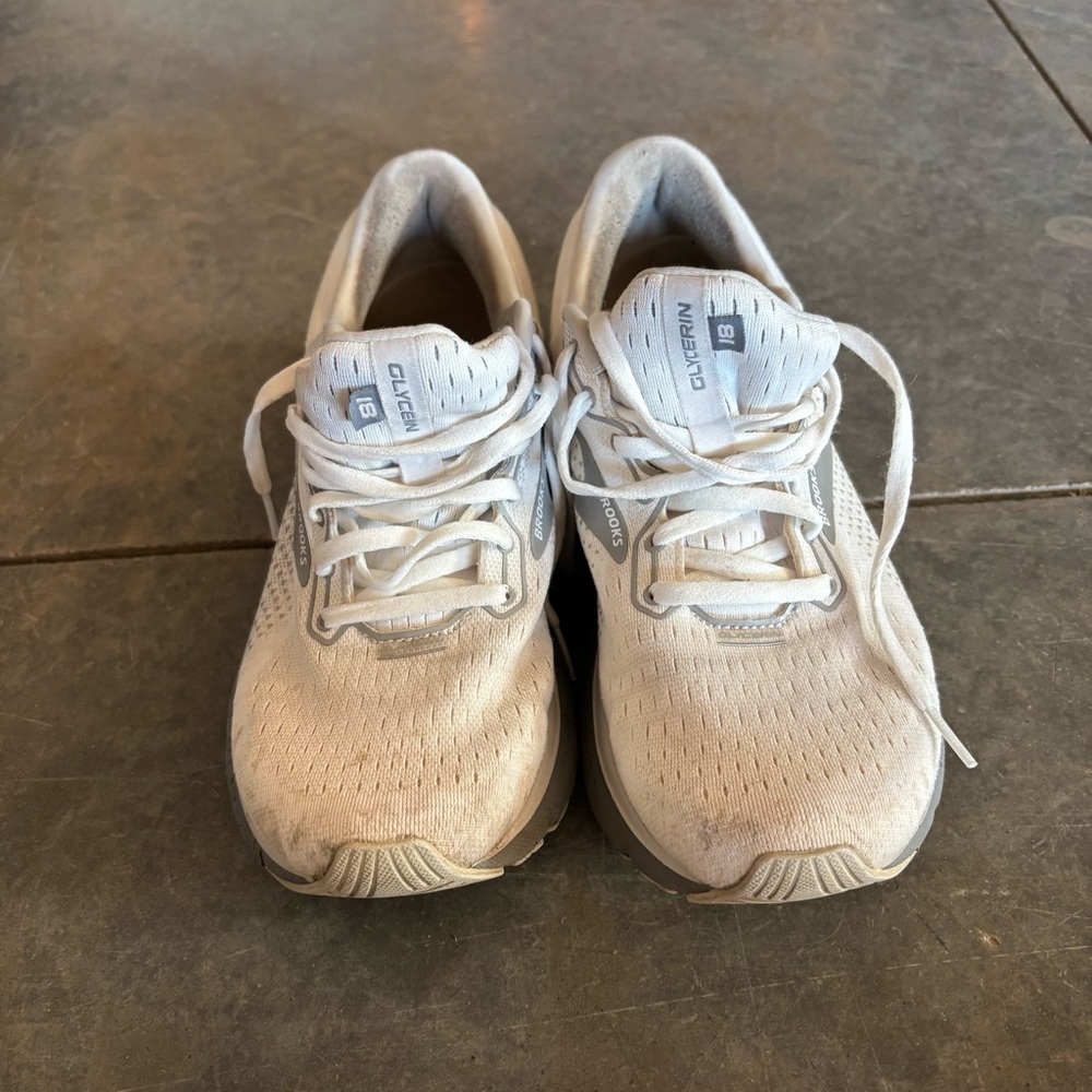 Brooks Tennis Shoes